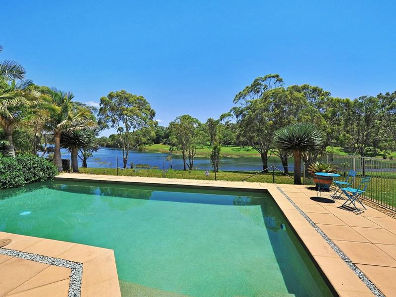 2/32																										Clifton Drive
														
								Port Macquarie, NSW 2444