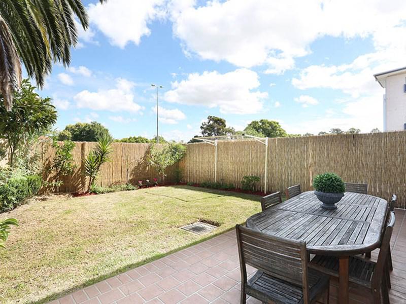 11/80 - 82 Mountford Avenue, Guildford