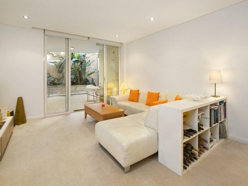 42/4-16 Kingsway, Dee Why