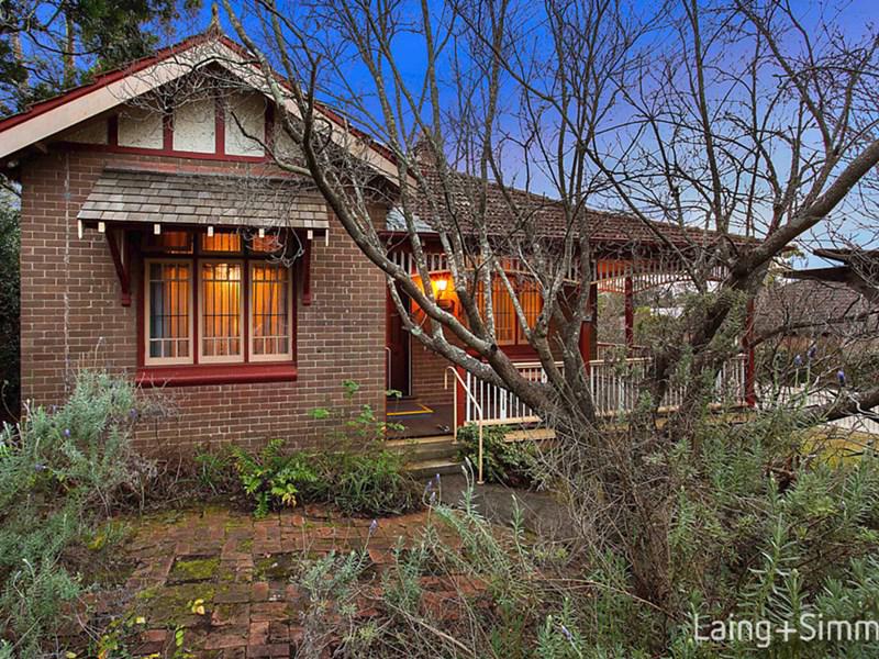 18 Warne Street, Pennant Hills