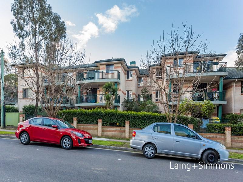 12/71-77 O'neill Street, Guildford