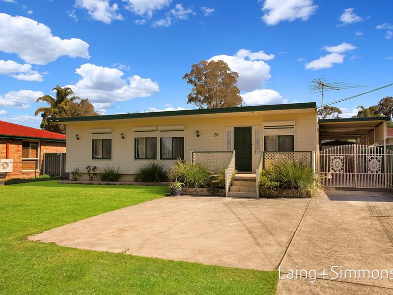30 Siemens Crescent, Emerton