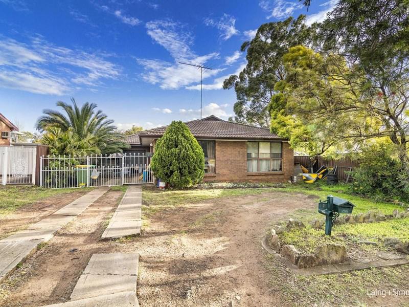 3 Reddington Avenue, St Clair