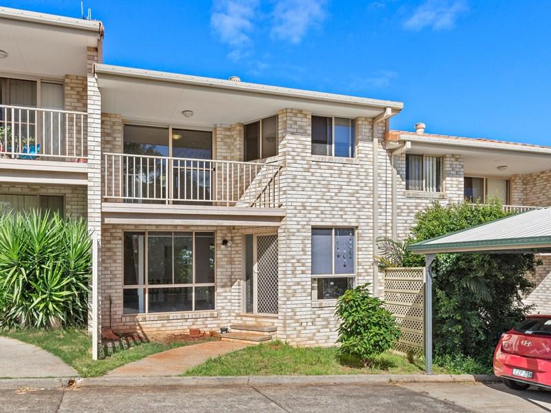 2/170 Pacific Drive, Port Macquarie