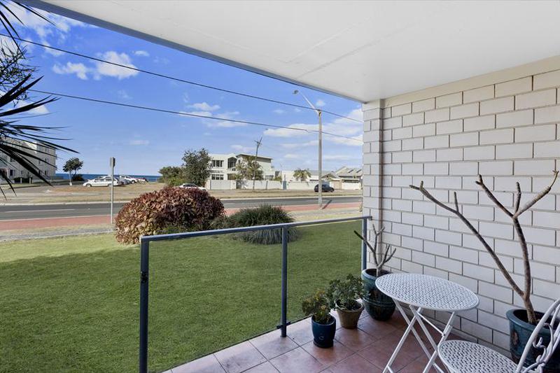 2/1211 Pittwater Rd, Collaroy