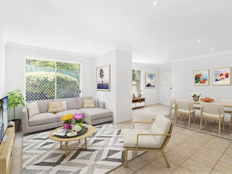2/143 Karimbla Road, Miranda