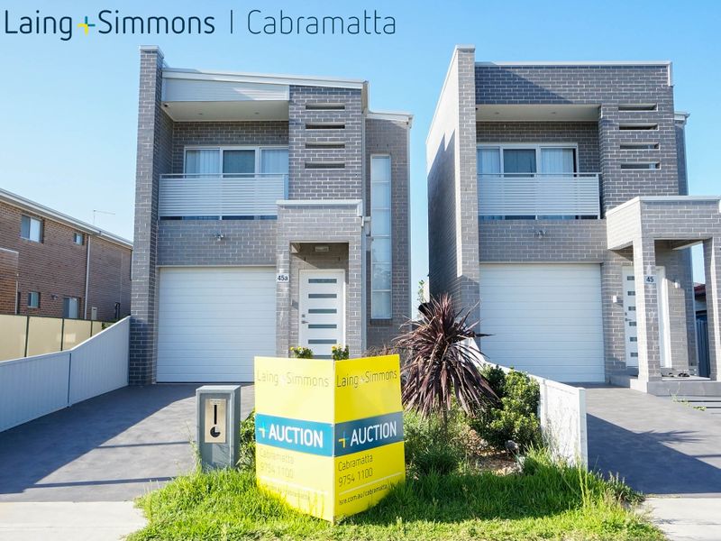 4/2																										Waugh Street
														
								Port Macquarie, NSW 2444