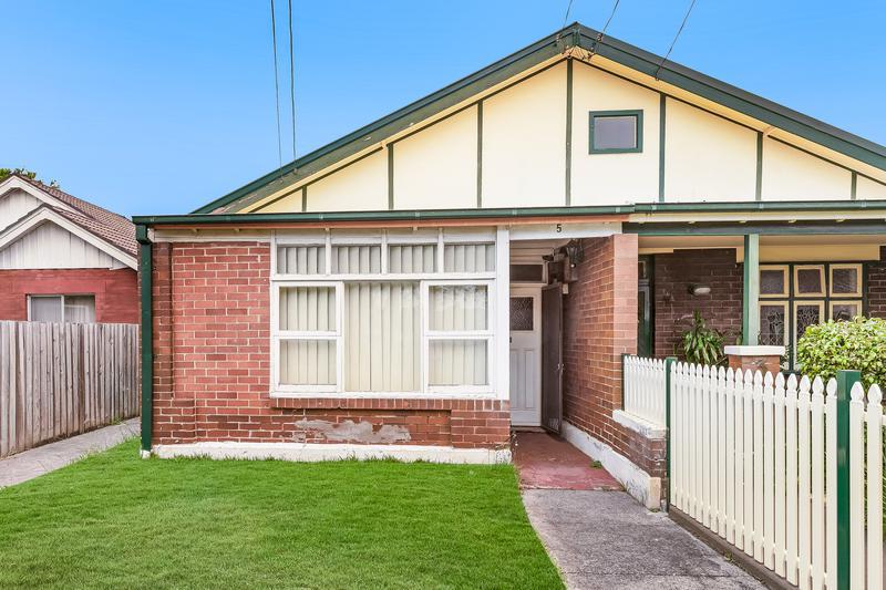5 Cowper St, Campsie