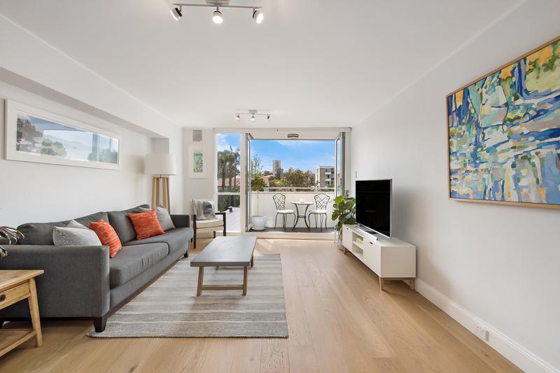 10/21 Manning Road, Double Bay