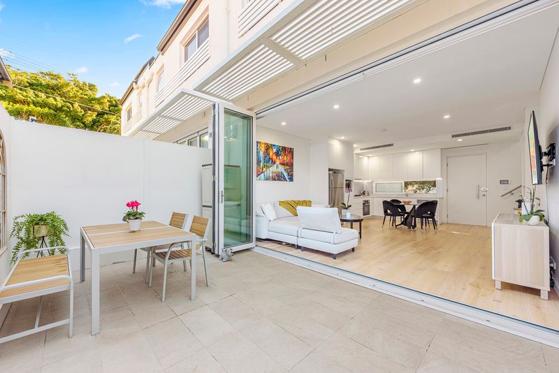 2/1b Owen Street, North Bondi