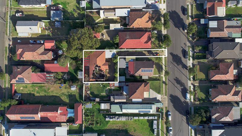 2/33 Clement Street, Guildford