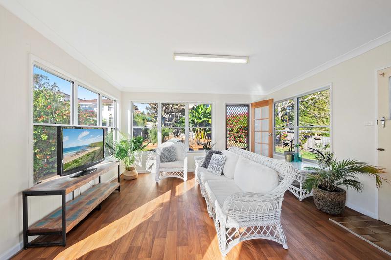 54/3-13																										Erskineville Road
														
								Newtown, NSW 2042
