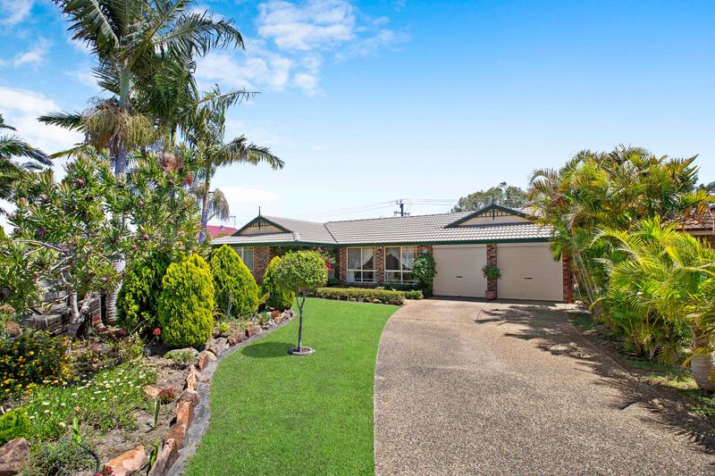 4/2																										Waugh Street
														
								Port Macquarie, NSW 2444