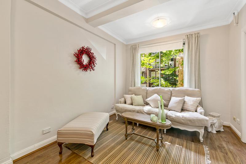12/19a Tusculum Street, Potts Point