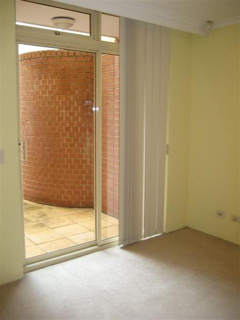 81/47 Lithgow Street, St Leonards NSW 2065 Property Information