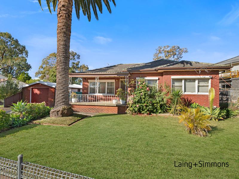 54/3-13																										Erskineville Road
														
								Newtown, NSW 2042