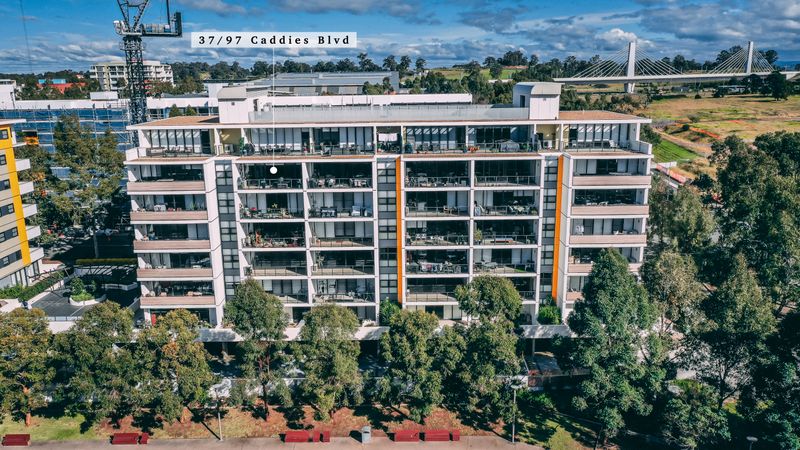 37/97 Caddies Blvd, Rouse Hill