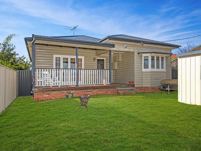 12 Dundas St, Mayfield