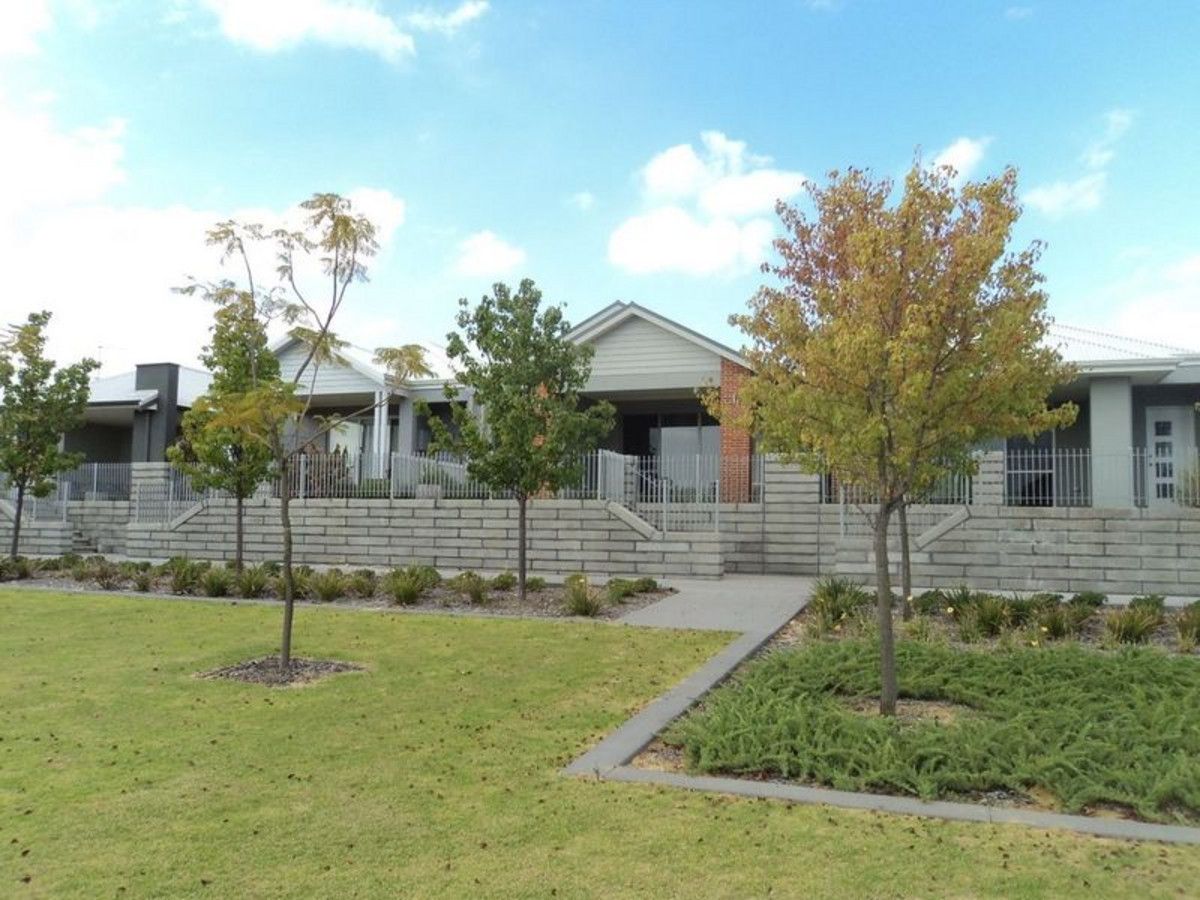 10 Skipsey Lane, ELLENBROOK WA 6069 House Leased