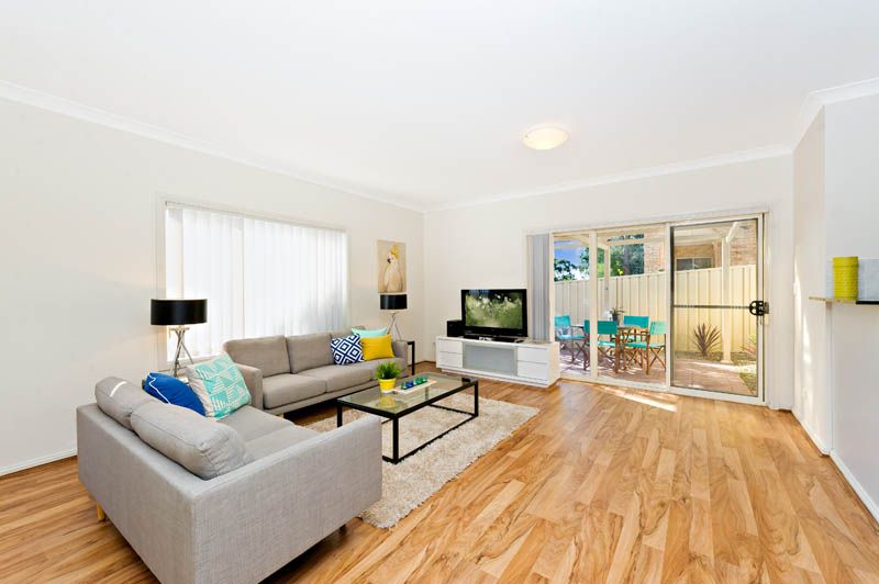 2/5 Junction Street, MIRANDA NSW 2228 Townhouse Sold