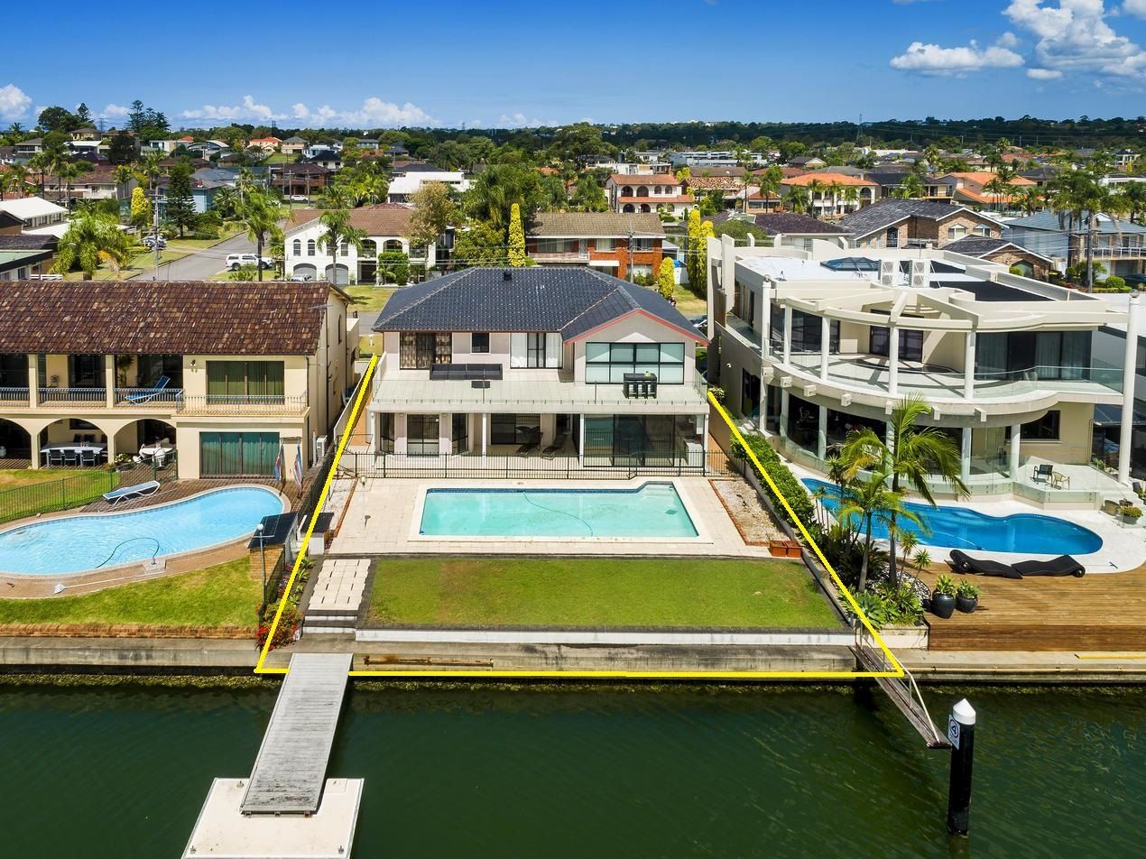 21 Barcoo Island, Sylvania Waters NSW 2224 House Sold