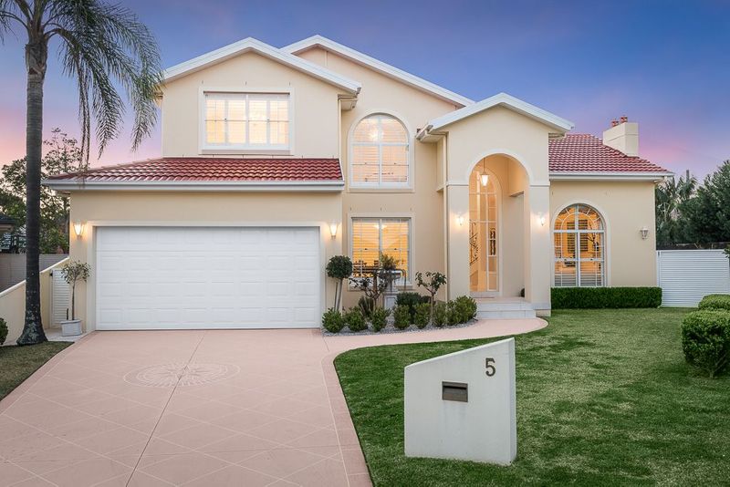 5 Barwon Place