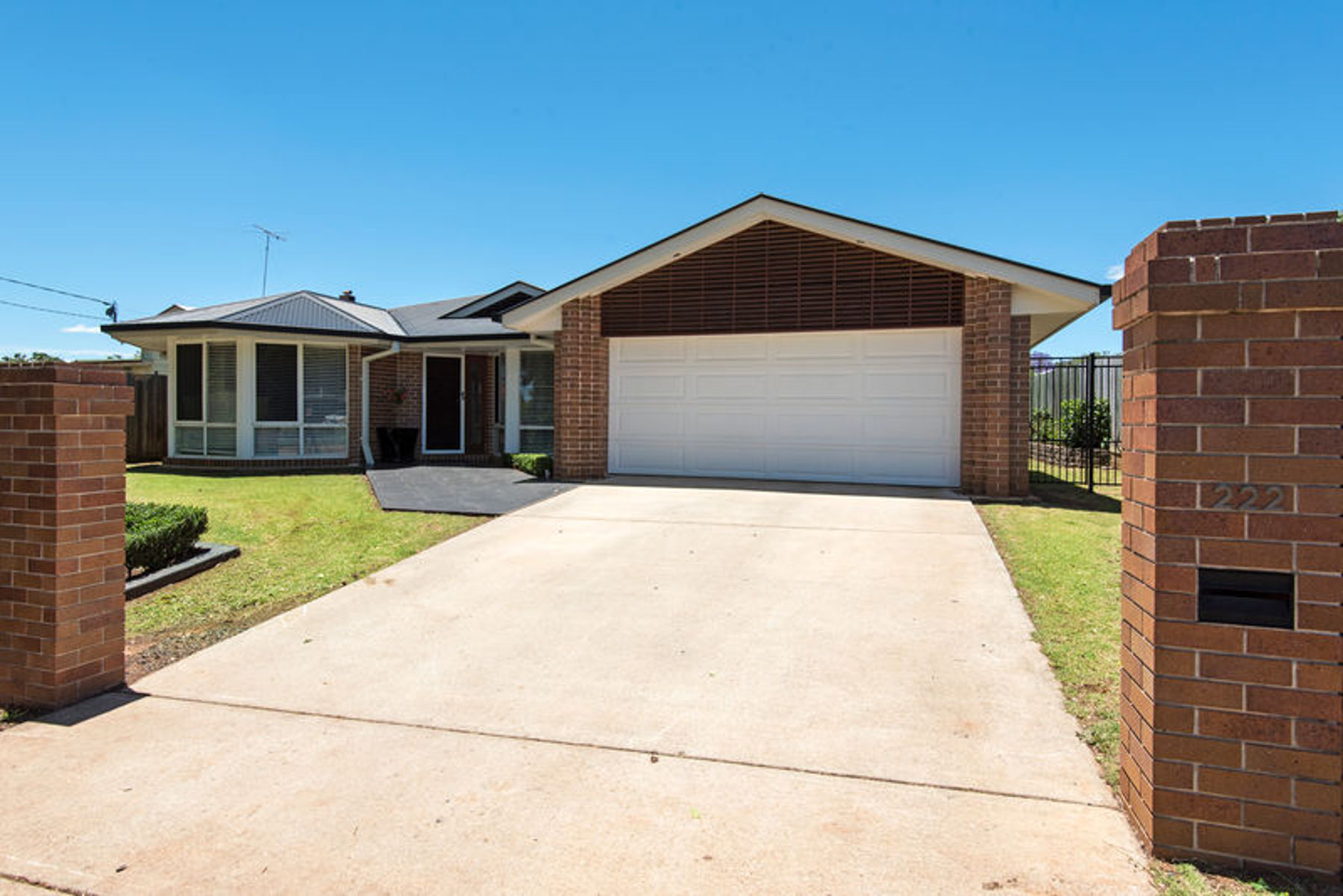 222 Hume Street, SOUTH TOOWOOMBA QLD 4350 Property Information