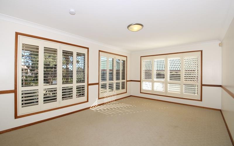 5 Carnation Court, MIDDLE RIDGE QLD 4350 Property Information