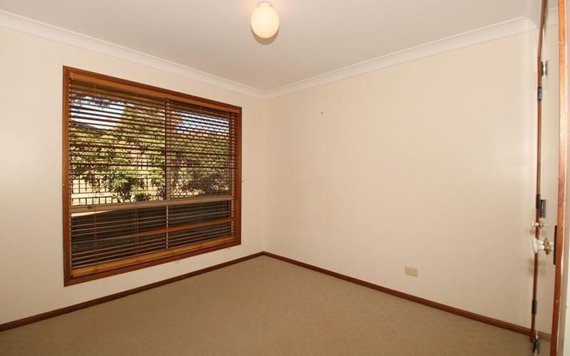 5 Carnation Court, MIDDLE RIDGE QLD 4350 Property Information