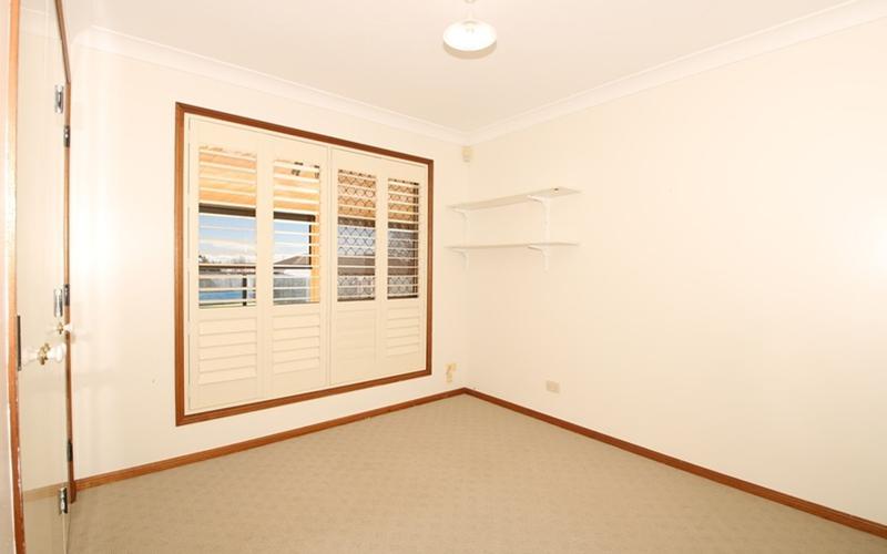 5 Carnation Court, MIDDLE RIDGE QLD 4350 Property Information