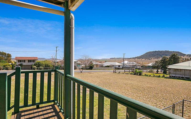 11 Bell Street, GREENMOUNT QLD 4359 Property Information