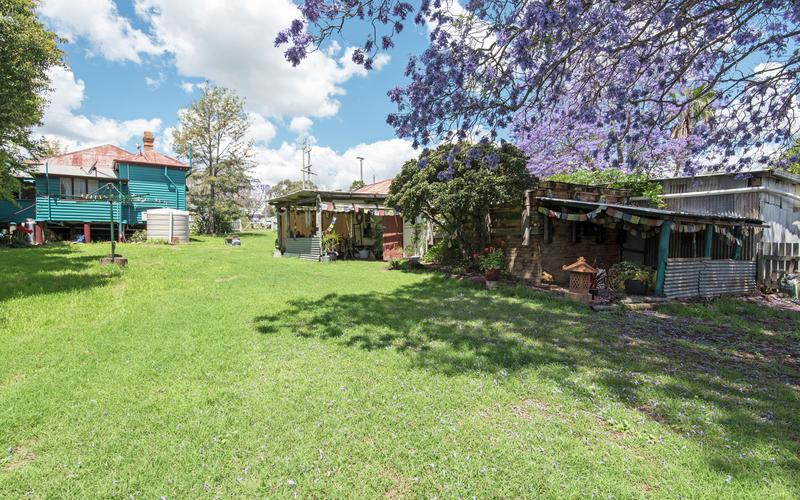 123 Mocatta Street, GOOMBUNGEE QLD 4354 Property Information