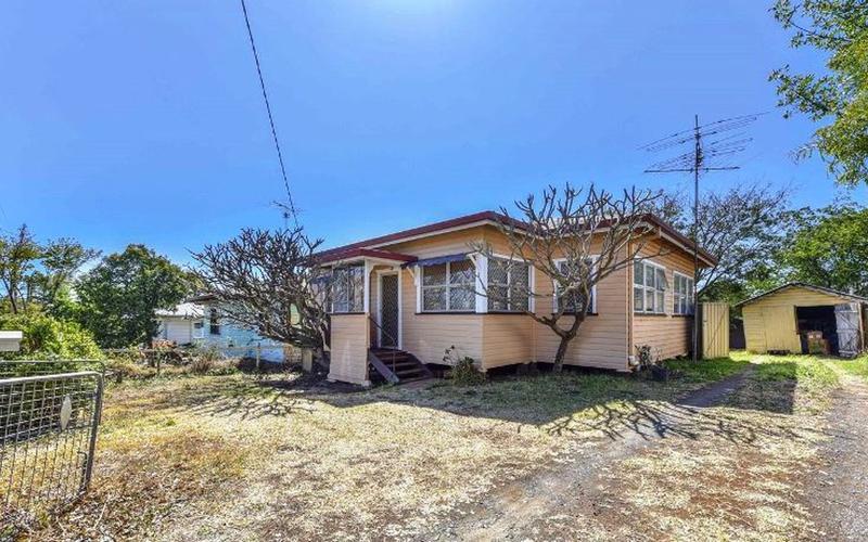 8B West Street, NORTH TOOWOOMBA QLD 4350 Property Information