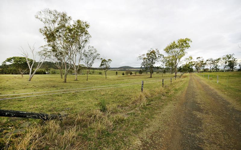 136 Dixon Lane, EAST GREENMOUNT QLD 4359 Property Information