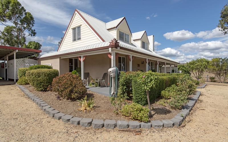 562 Drayton Wellcamp Road, WELLCAMP QLD 4350 Property Information