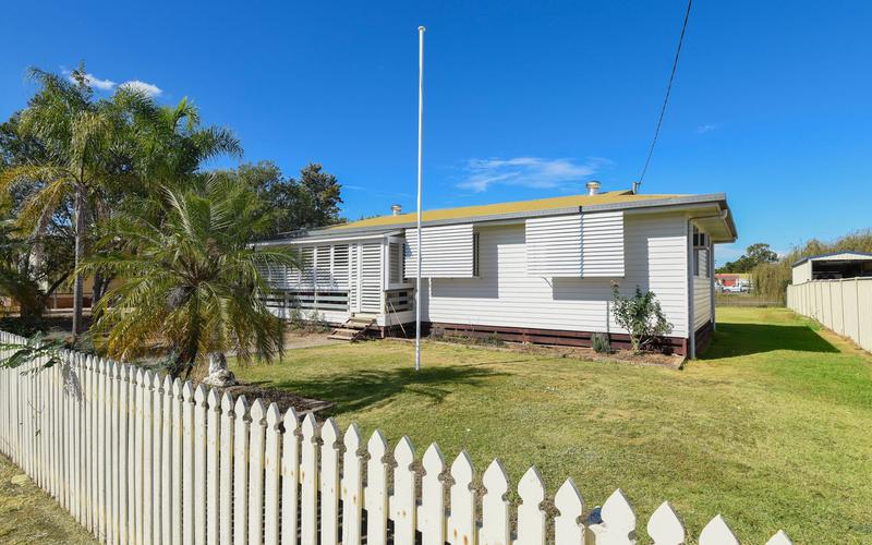 7 Street, HELIDON QLD 4344 Property Information