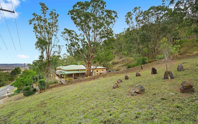 14 Rowland Court, GOWRIE MOUNTAIN QLD 4350 Property Information