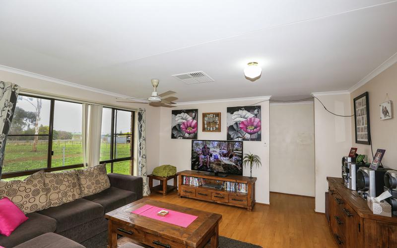 128 Main Street, WESTBROOK QLD 4350 Property Information