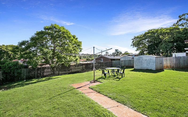 6 Miranda Drive, WILSONTON HEIGHTS QLD 4350 Property Information