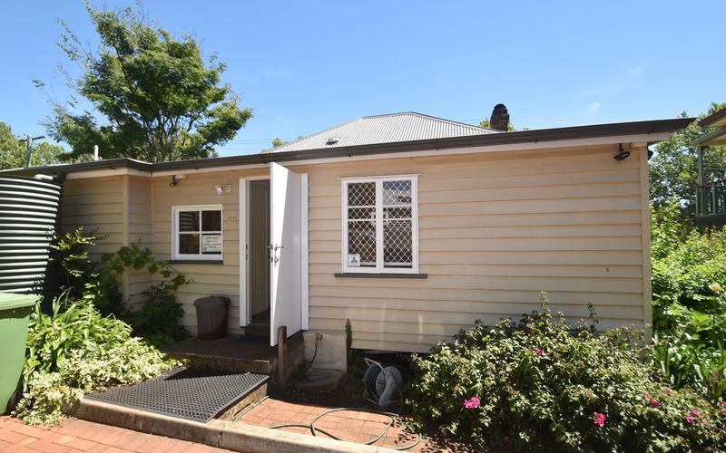 90 Herries Street, EAST TOOWOOMBA QLD 4350 Property Information