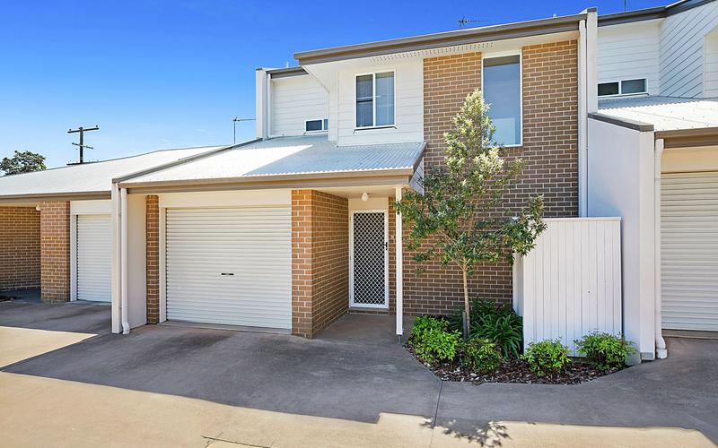 2/46 Gordon Avenue, NEWTOWN QLD 4350 Property Information