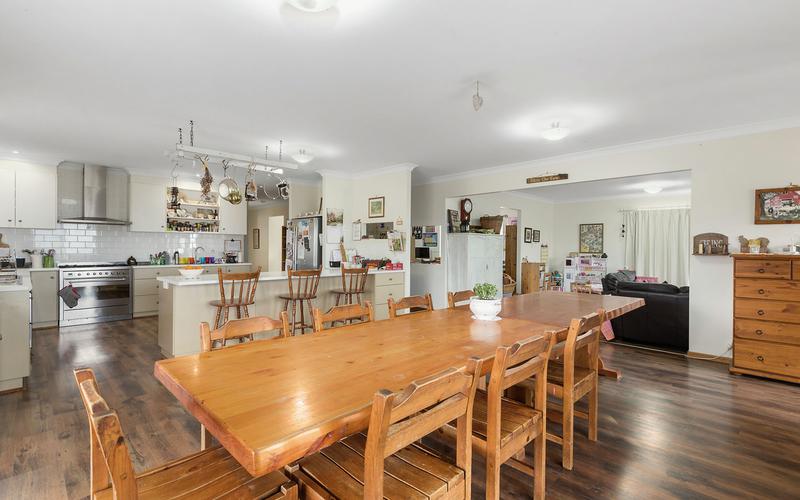 48 Gowlett Road, HADEN QLD 4353 Property Information