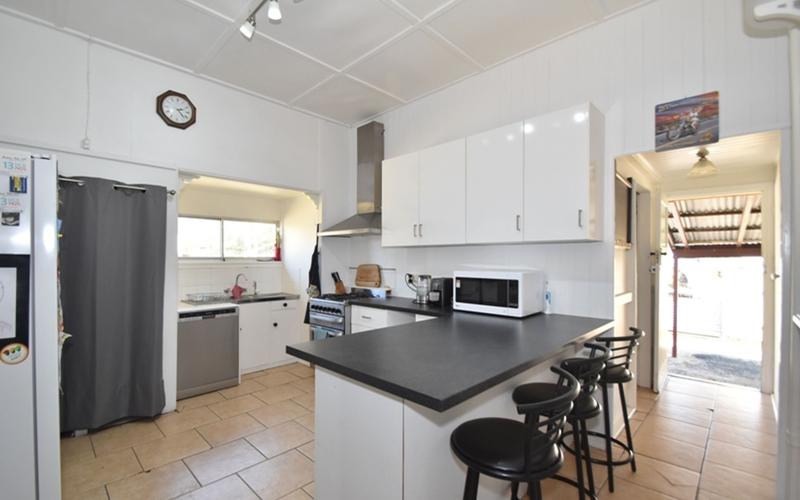 5 Gilbride Street, GREENMOUNT QLD 4359 Property Information