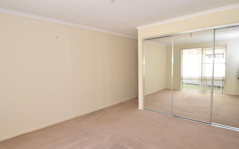 47 Highland Park Road, MERINGANDAN WEST QLD 4352 House For Rent