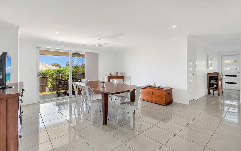 1 Honeyeater Drive, HIGHFIELDS QLD 4352 Property Information