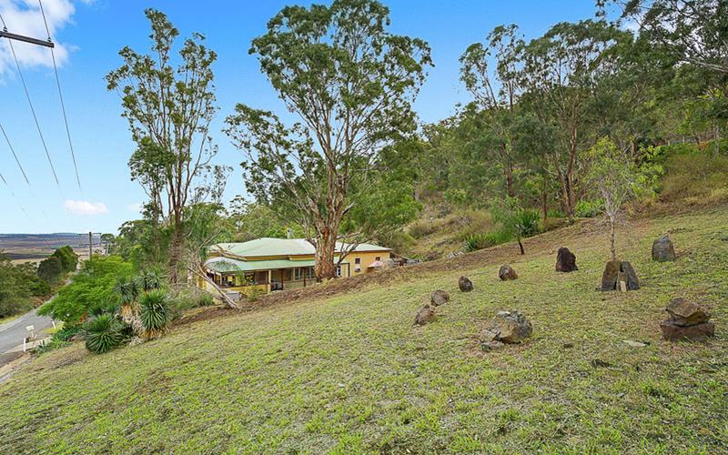 14 Rowland Court, GOWRIE MOUNTAIN QLD 4350 Property Information