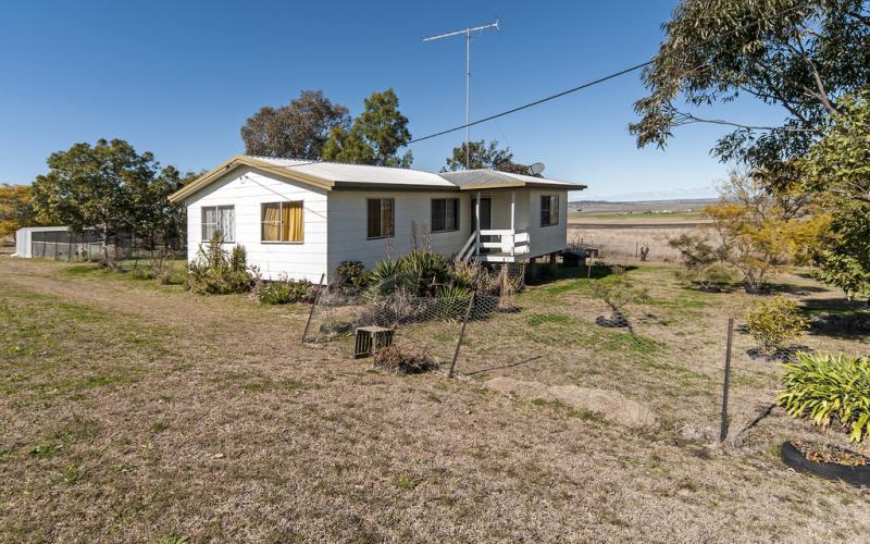 172 GreenmountHirstvale Rd, EAST GREENMOUNT QLD 4359 Property Information