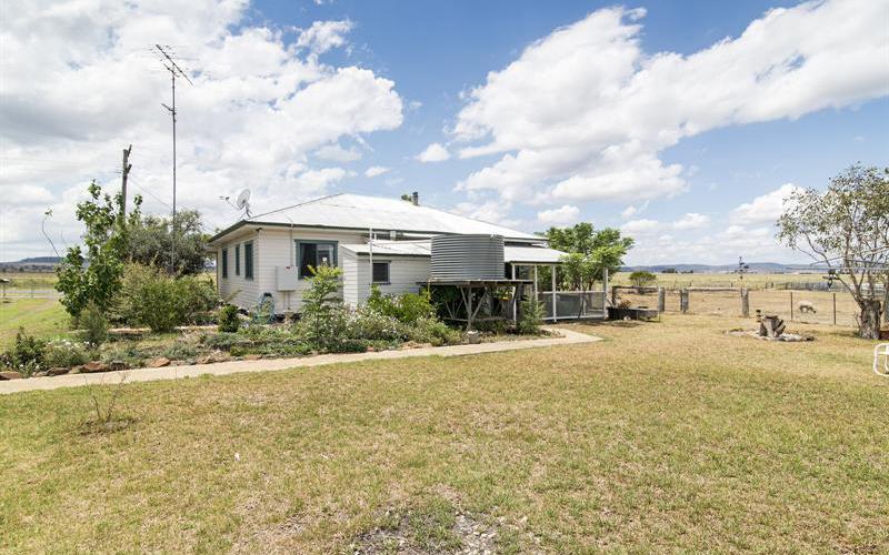 79 Nobby Connection Rd, NOBBY QLD 4360 Property Information