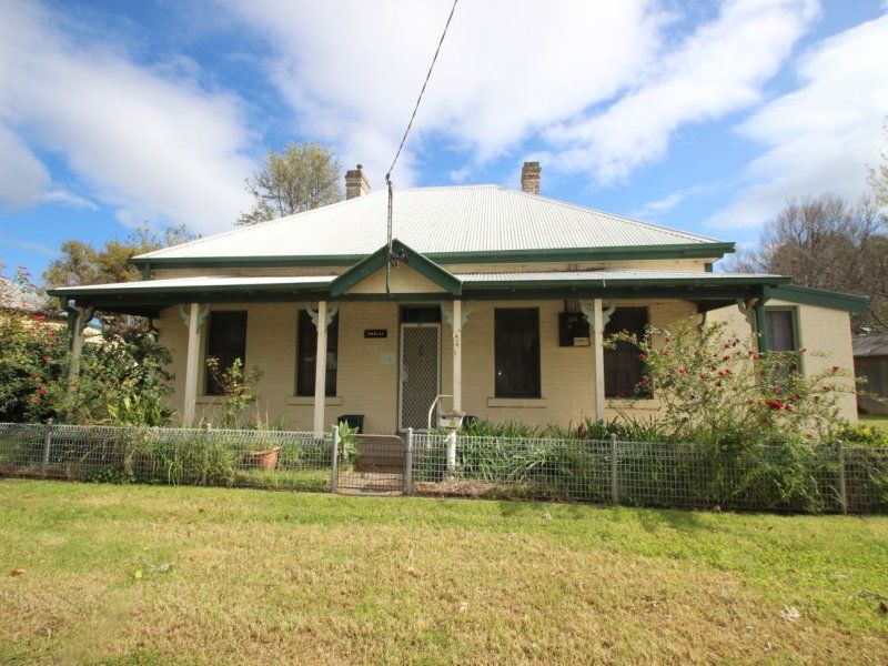 4 Cambridge Street, SINGLETON NSW 2330 House Leased