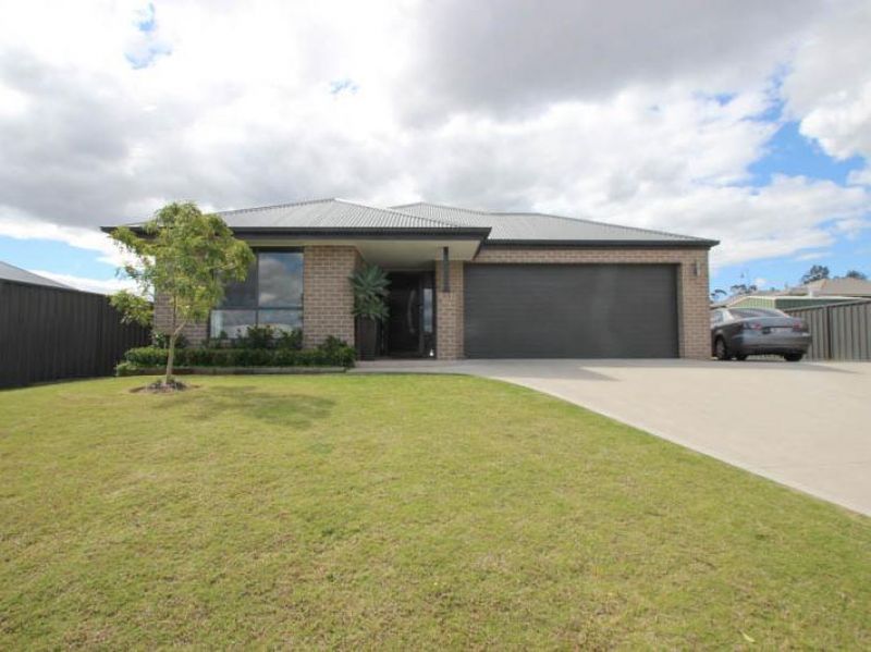 35 Nowlan Crescent, SINGLETON NSW 2330 House Leased